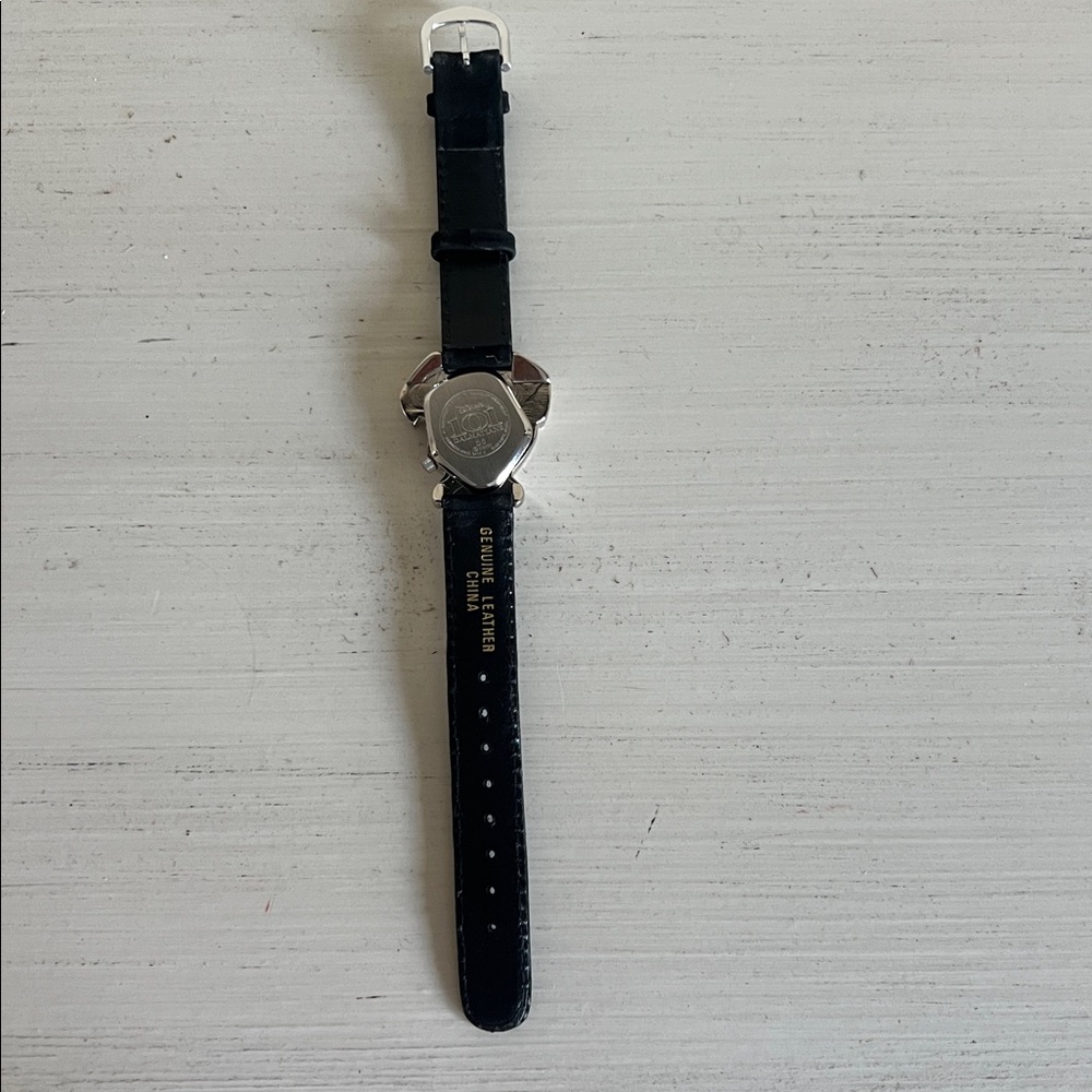 1990’s Vintage Leather 101 Dalmatians Watch - Picture 3 of 4